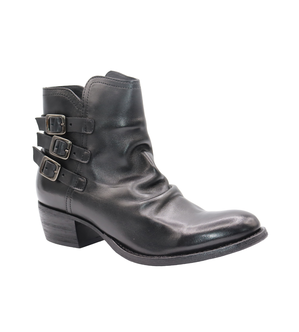 #color_Black Leather