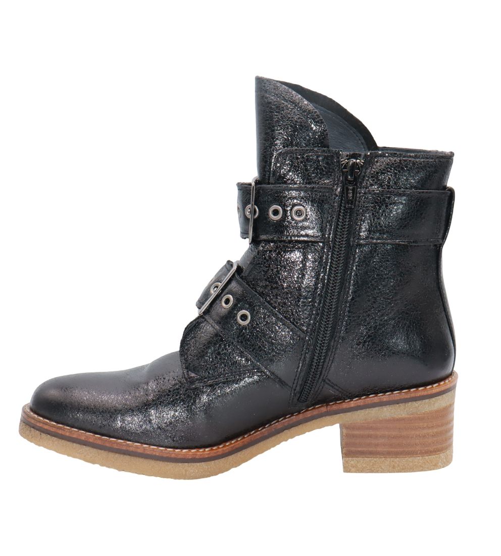 #color_Black Metallic