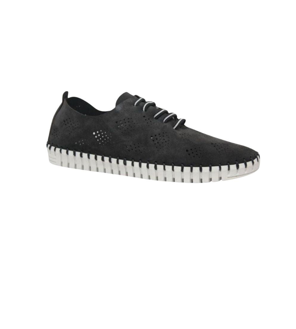 #color_Black Nubuck