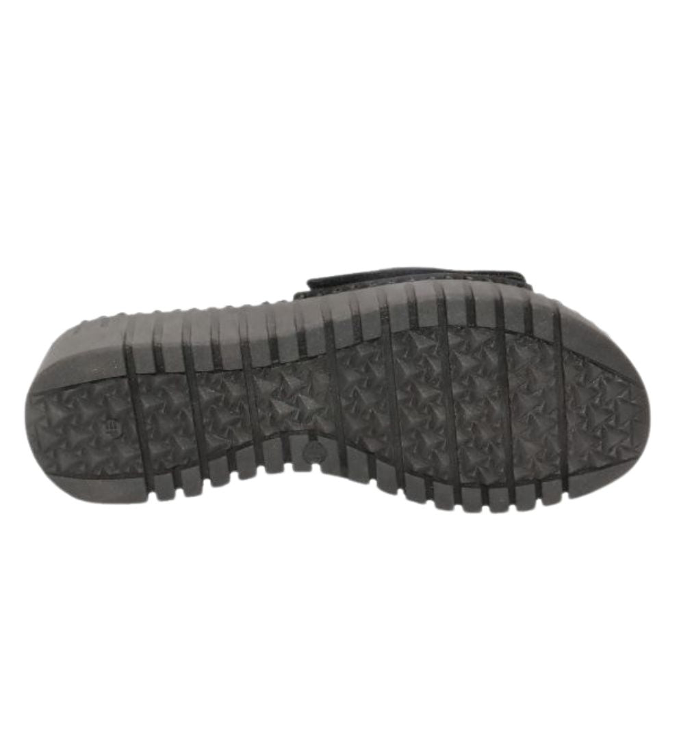 #color_BLACK NUBUCK