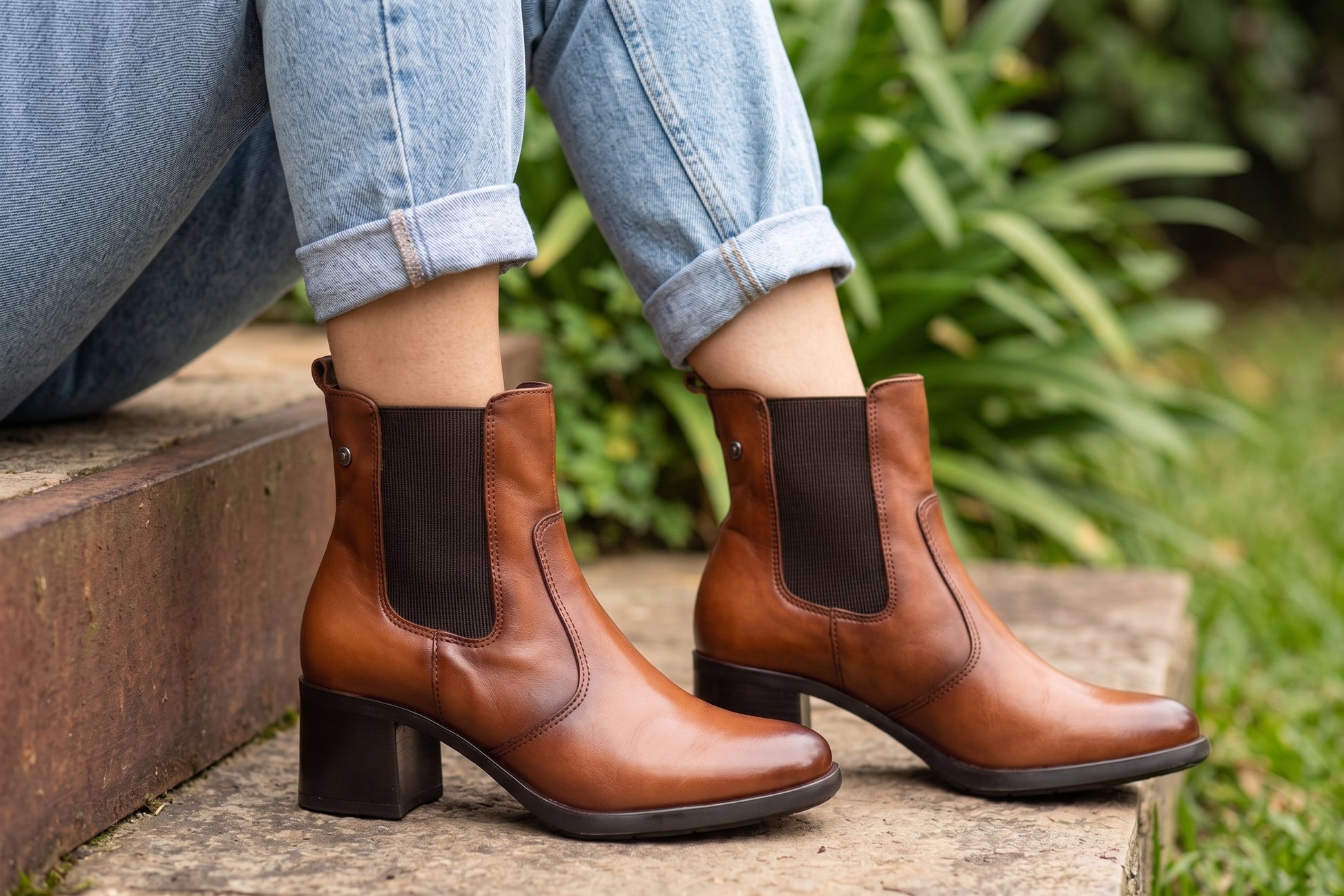 #color_Tan Leather