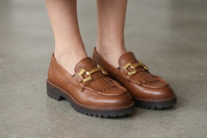 #color_Brown