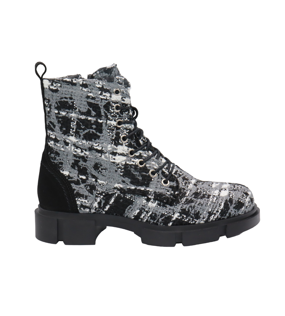 #color_Black Multi