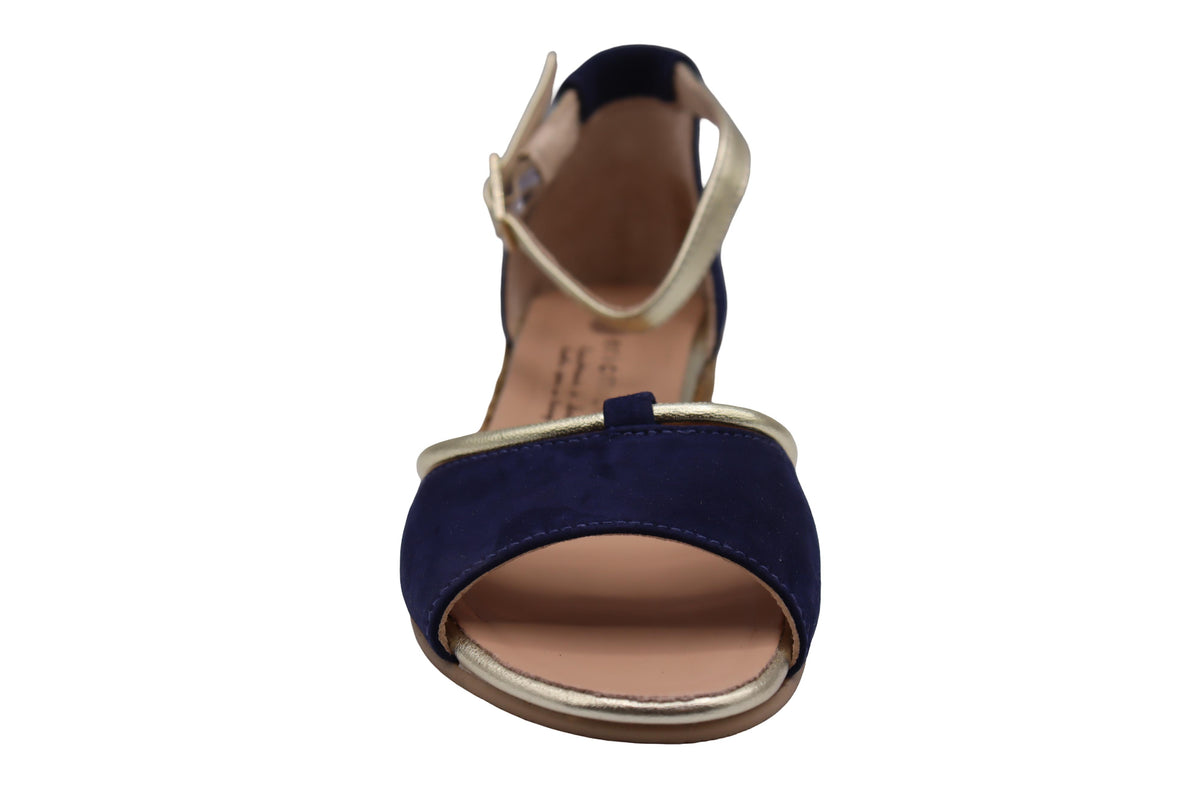 #color_Navy