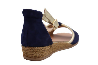 #color_Navy