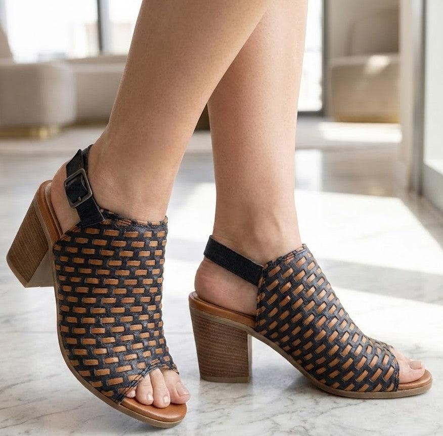 #color_NAVY WOVEN