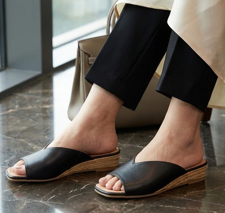 #color_Black Leather