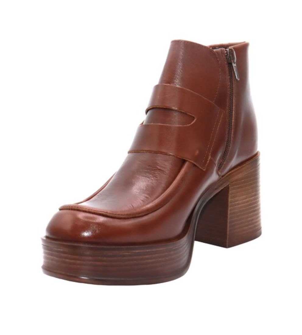 #color_BROWN