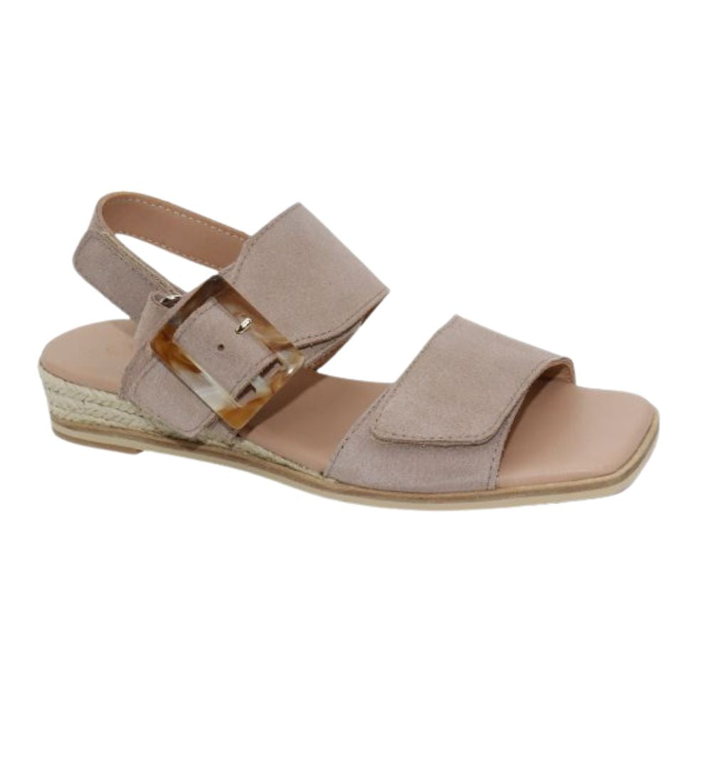 #color_Beige