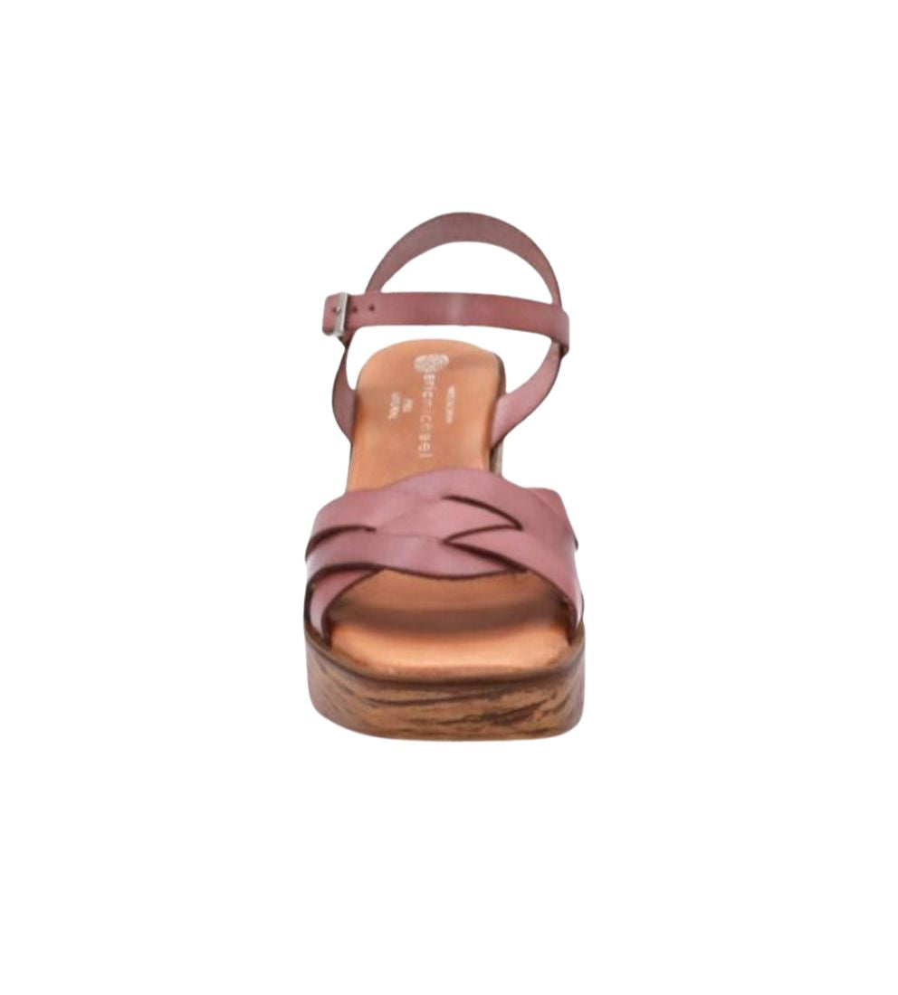 #color_Clay