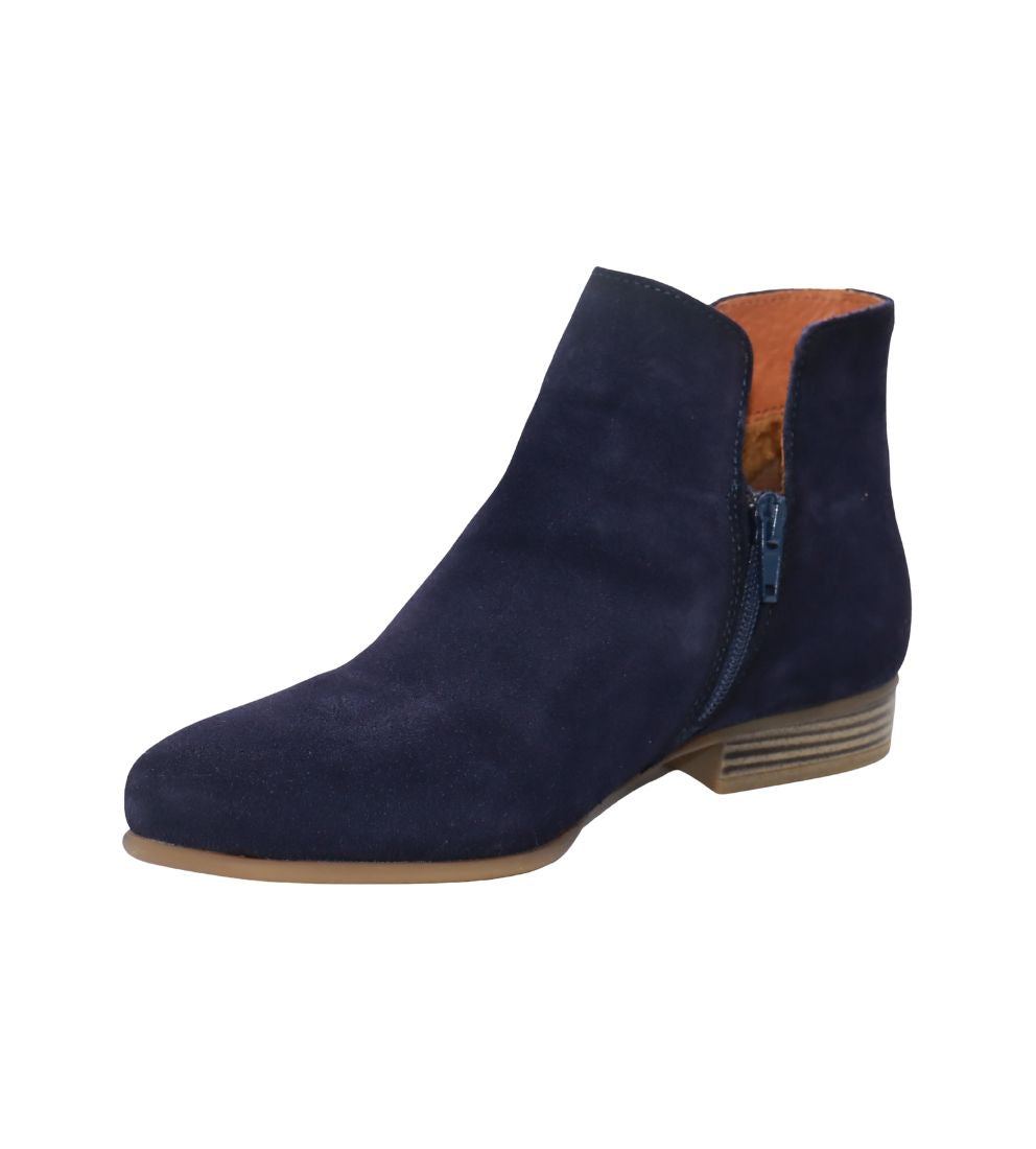 #color_NAVY