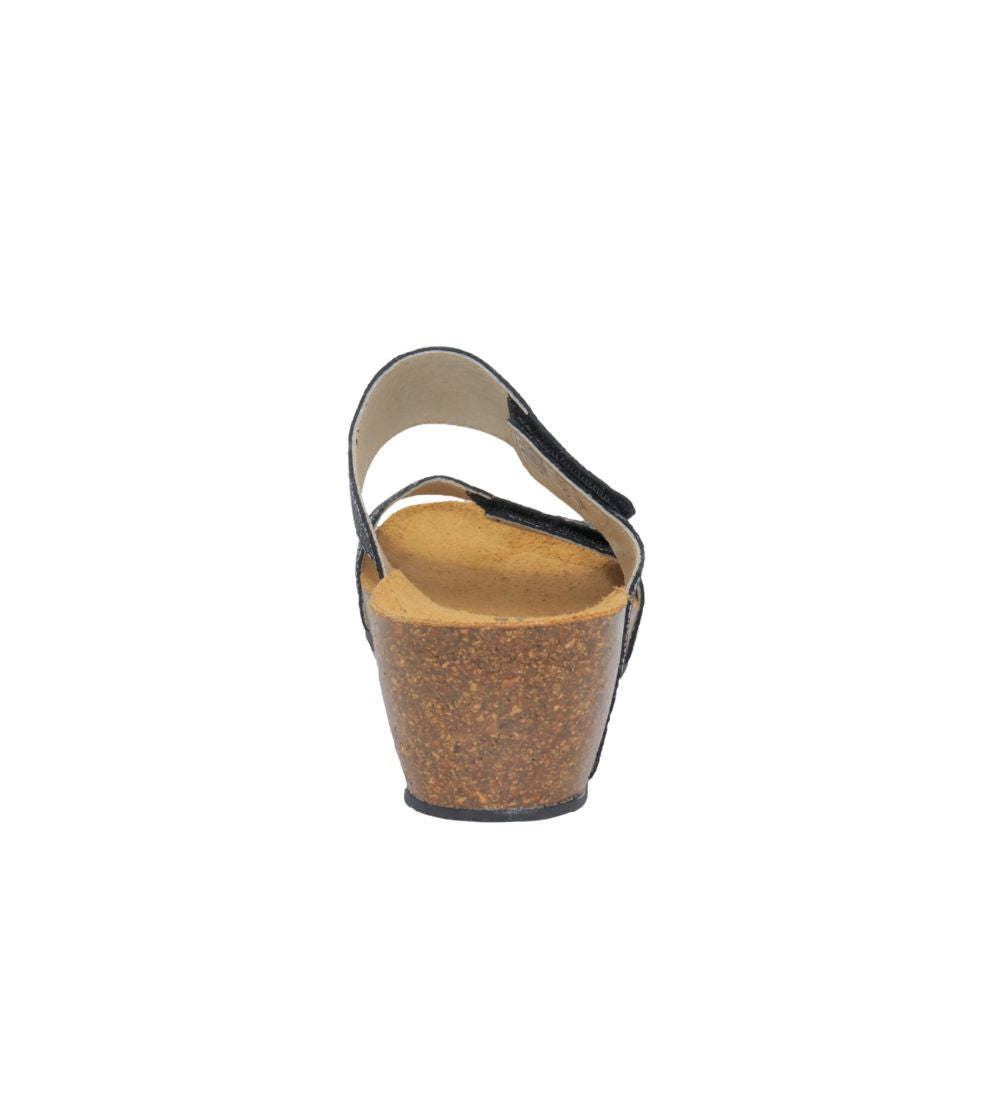#color_Peltro Metallic