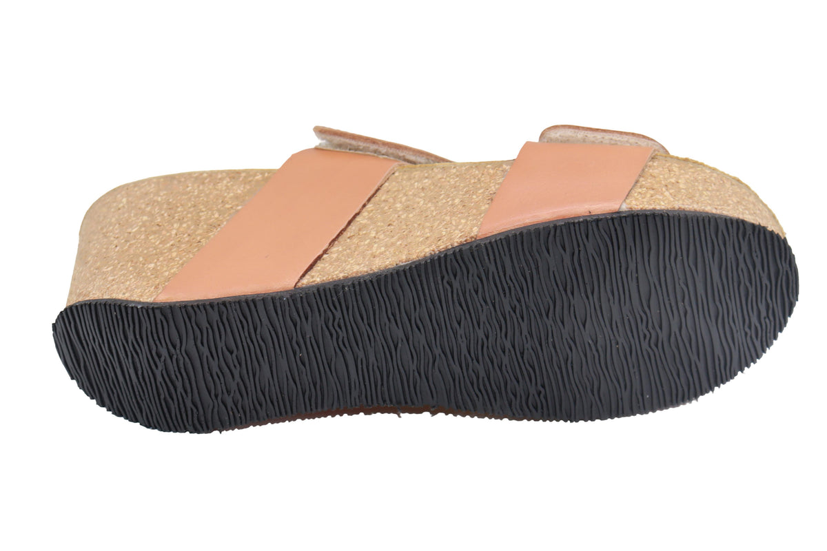 #Color_tan#Outsole_Black