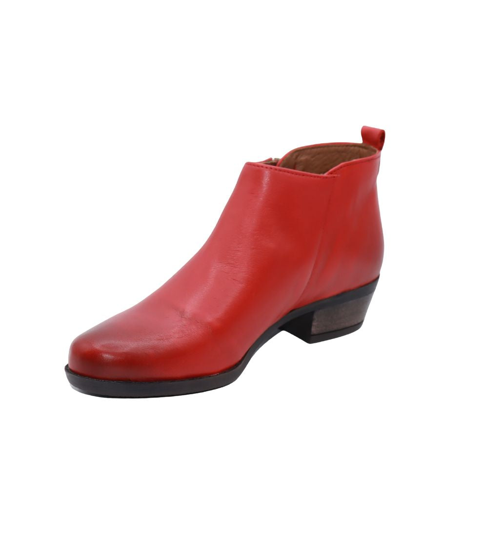 #color_Red Leather