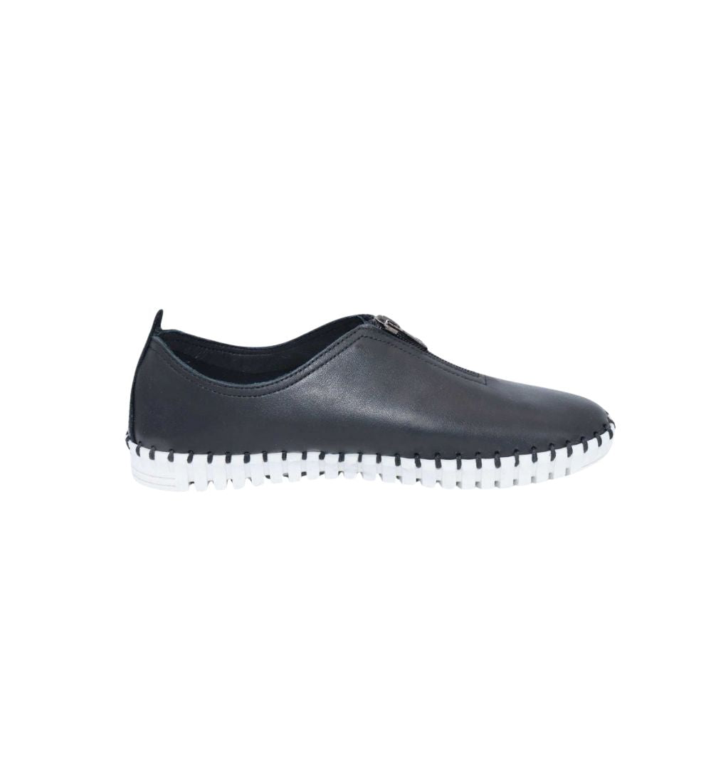 #color_Black Leather