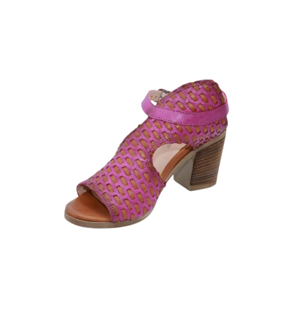 #color_fuschia multi