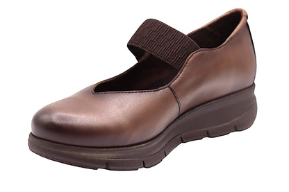 #color_Brown