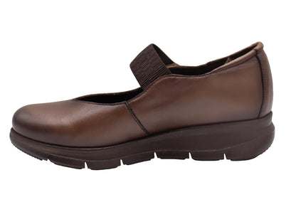 #color_Brown