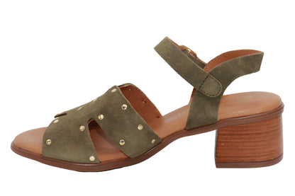 #color_khaki
