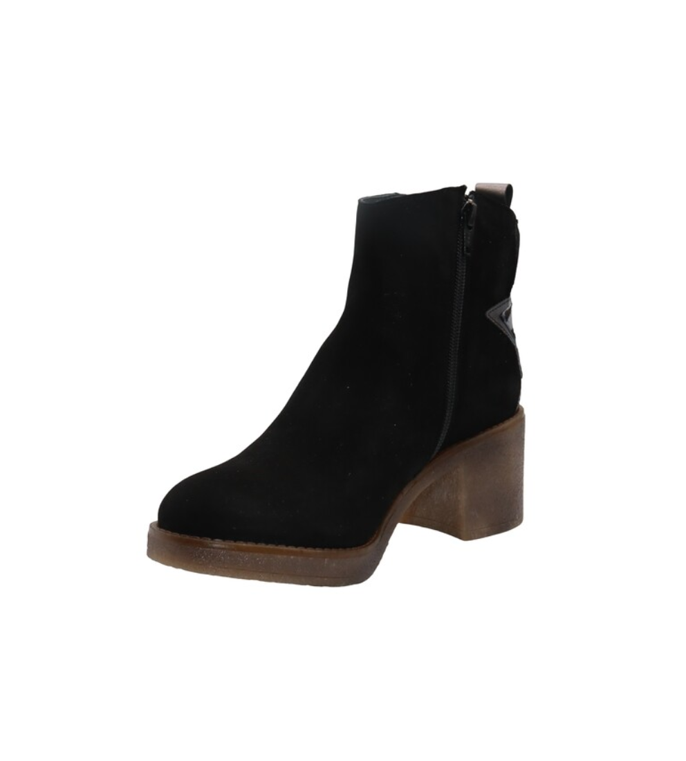#color_Black Nubuck