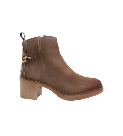 #color_Brown Nubuck