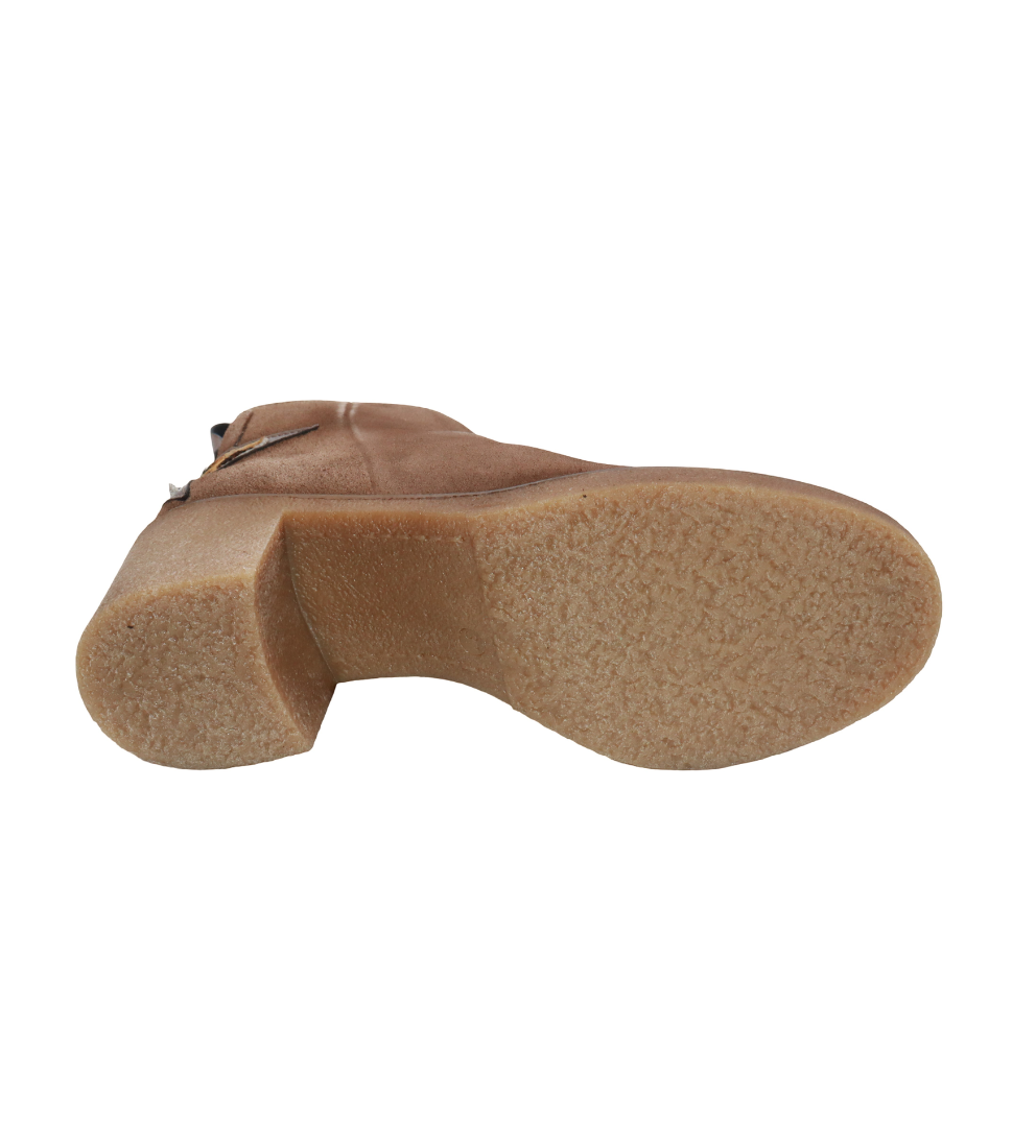 #color_Brown Nubuck