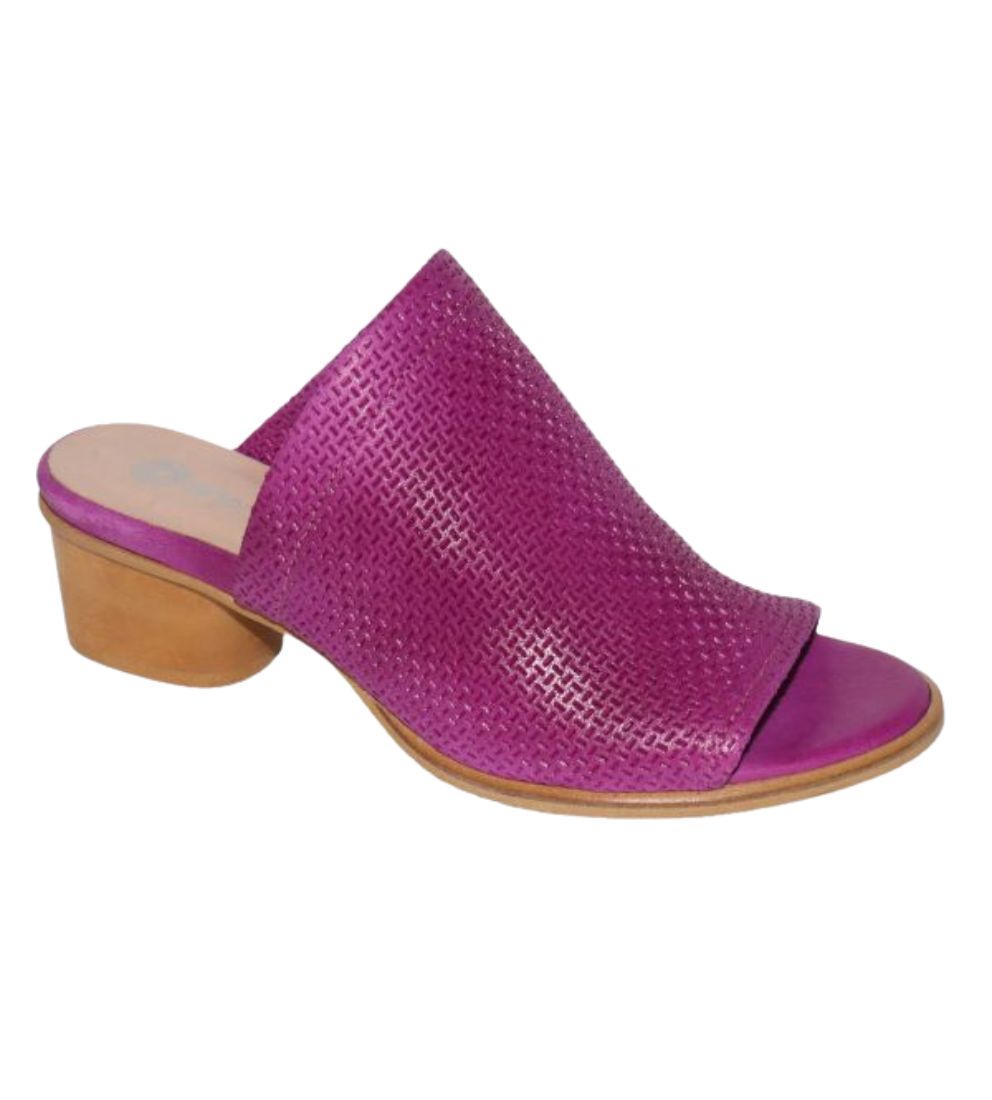 #color_FUSCHIA
