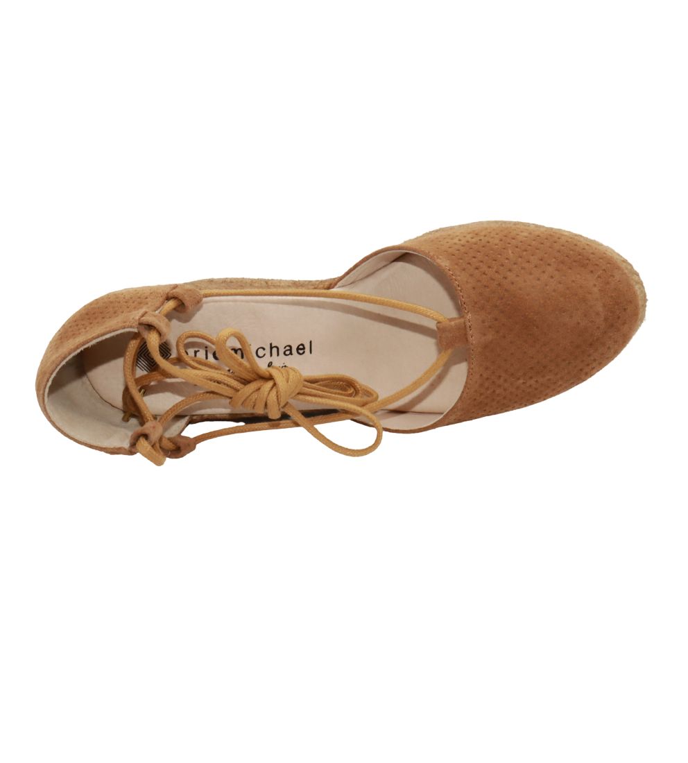 #color_Tan Nubuck