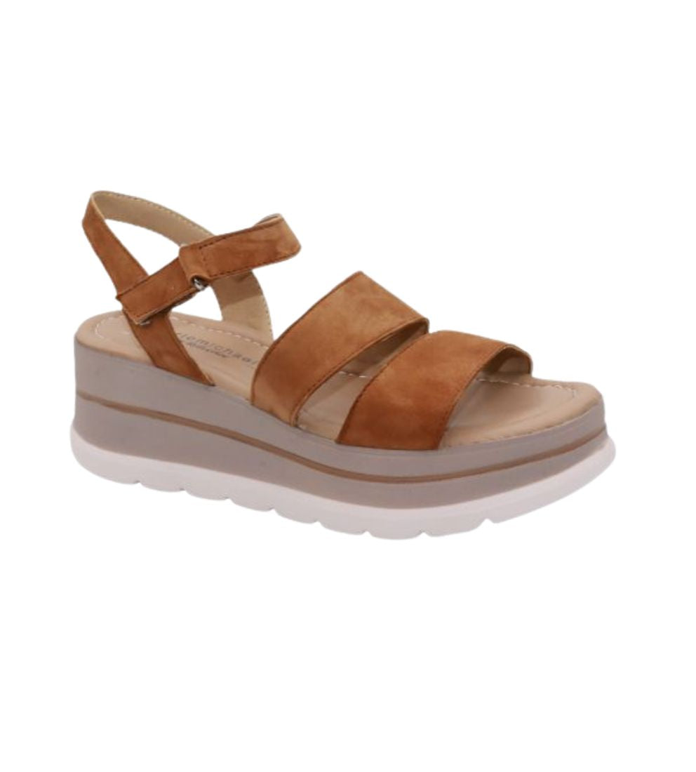 #color_TAN NUBUCK